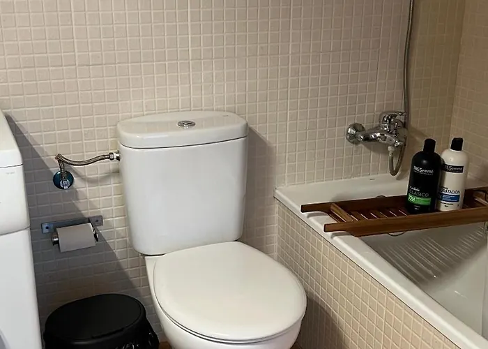 아파트 Torrecilla Penthouse With Private Roof Terrace In Close To The Sea 네르하